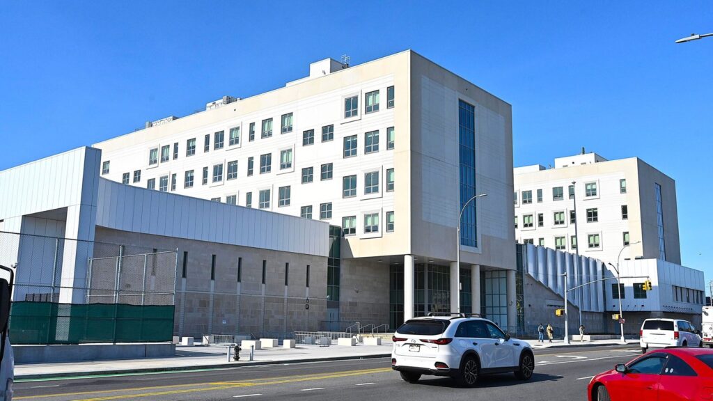 Large institutional building delivered on schedule with the expertise of CPM Scheduling Consultants and Primavera P6 scheduling tools.