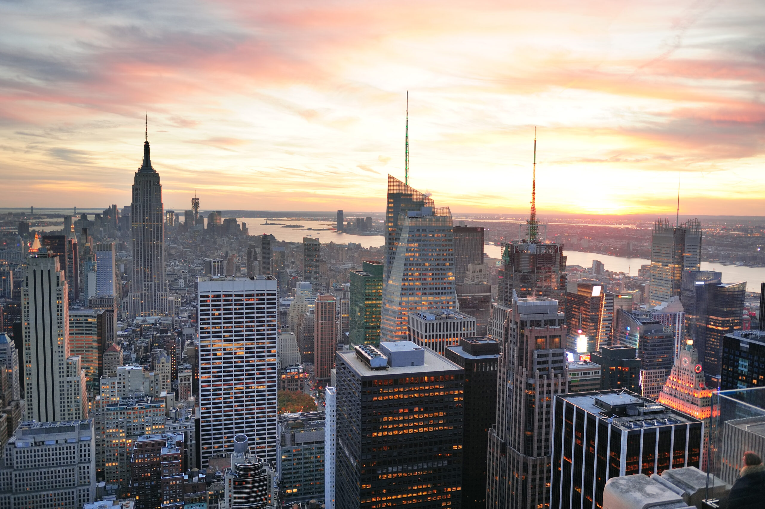 CPM scheduling services for large-scale infrastructure across NYC skyline.